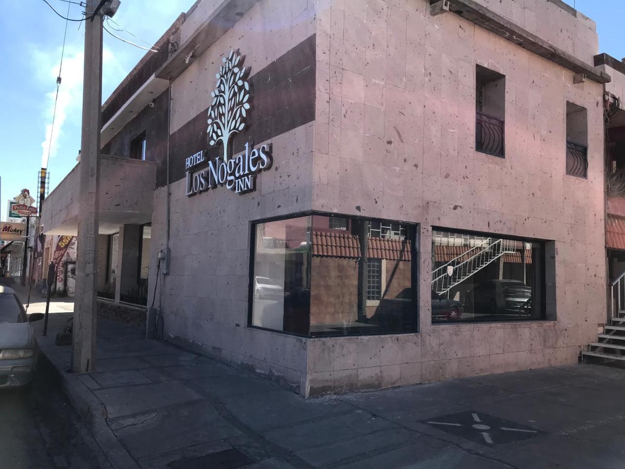Los Nogales Inn Camargo Exteriör bild